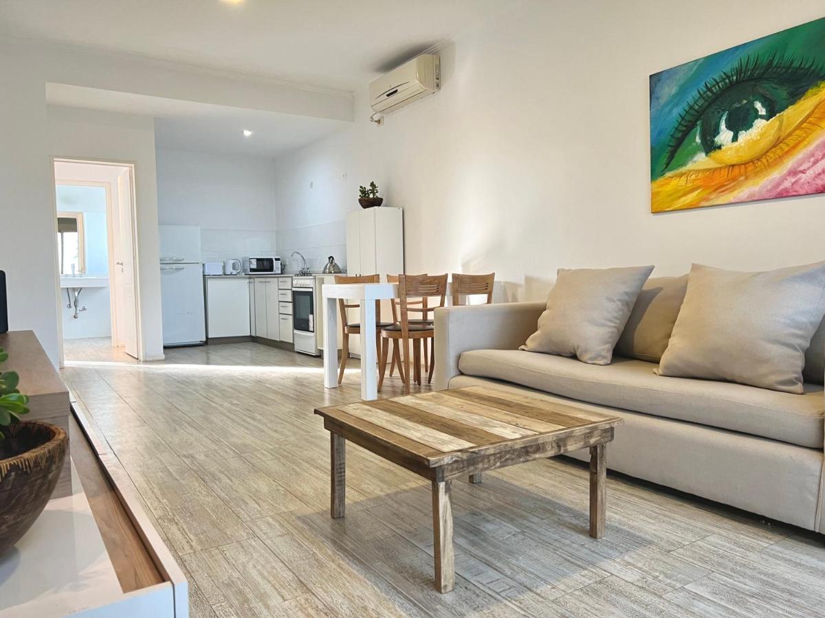 Espectacular Departamento Sobre La Laguna Parejas Apartment